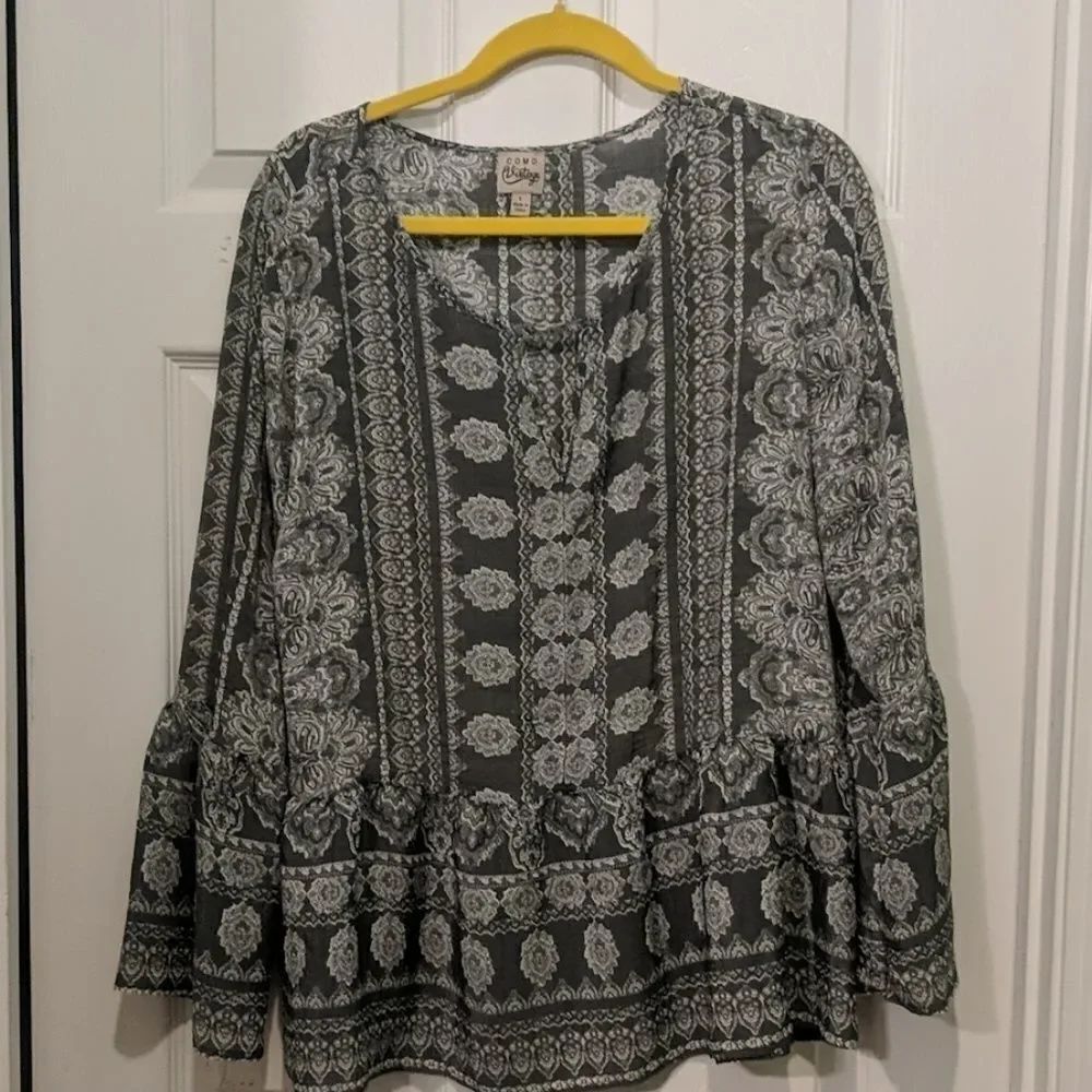 Como Vintage Belle sleeve top Sz L